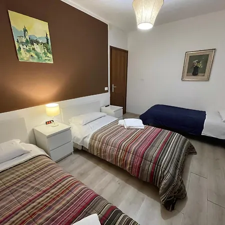 Daire Harry's Canal View