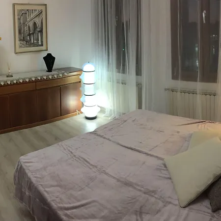 Harry's Canal View Daire