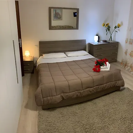 Daire Harry's Canal View