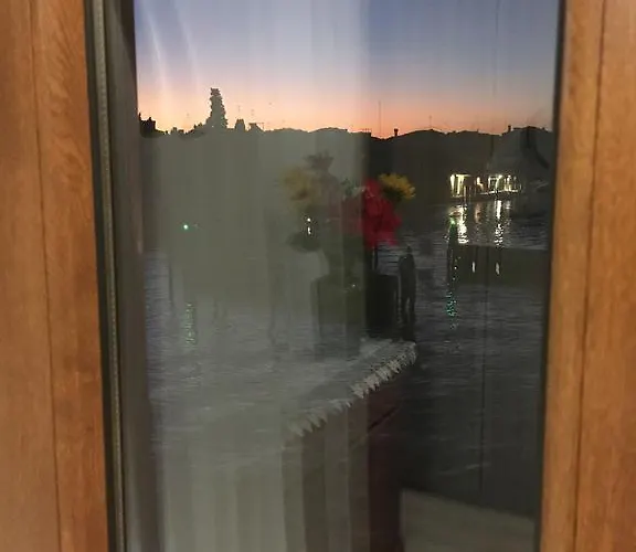 公寓 Harry's Canal View